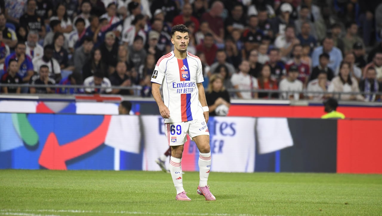 Aceleran por el traspaso de Mikautadze