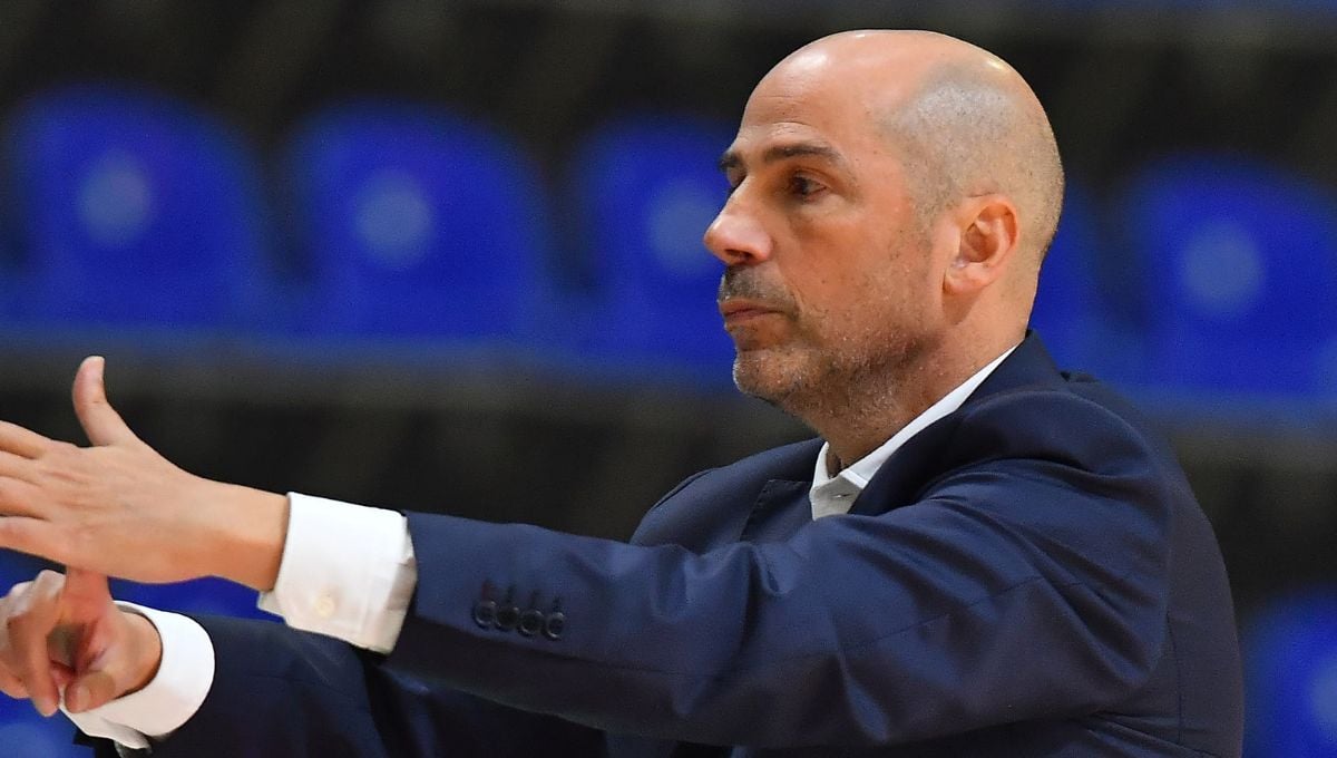 La sombra de Xavi Pascual amenaza a Joan Peñarroya en el Barça