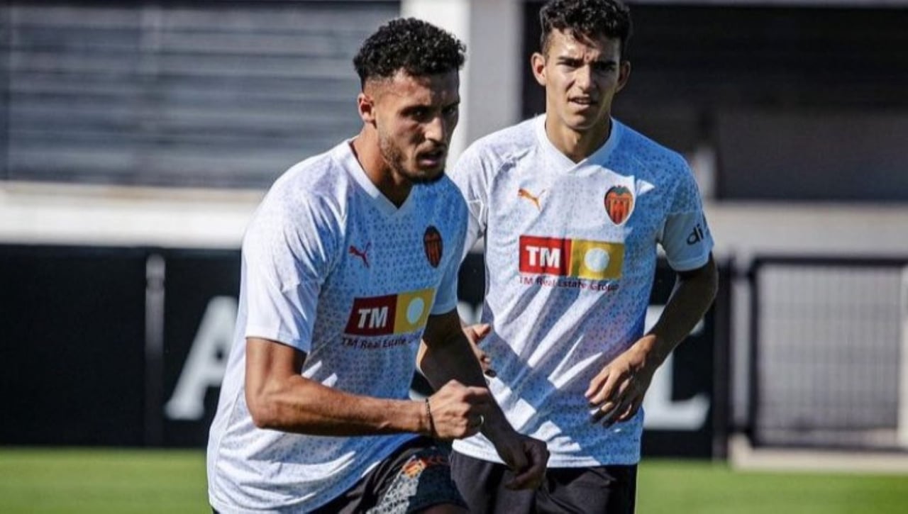 Las acrobacias del Valencia con Amallah