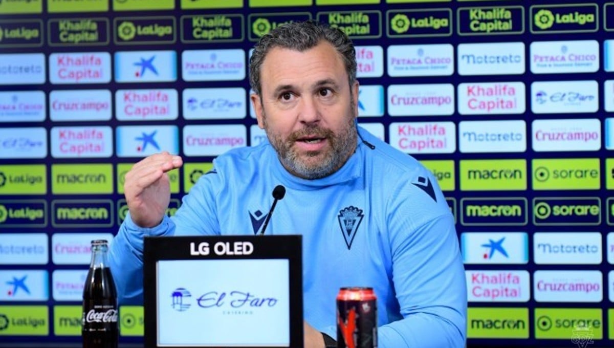 Sergio González prevé una "fiesta" ante el Manchester United