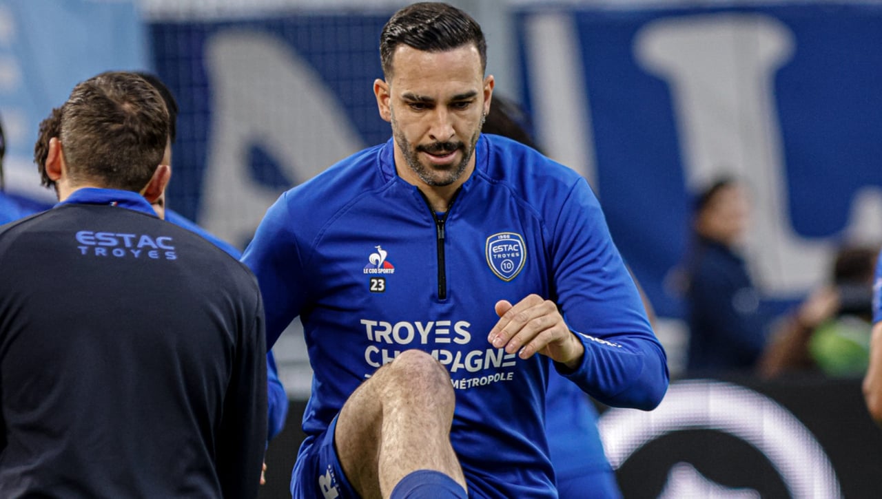 Adil Rami la vuelve a liar en Francia