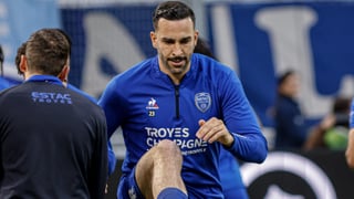 Adil Rami la vuelve a liar en Francia