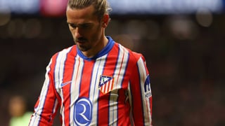 Griezmann, pie y medio fuera