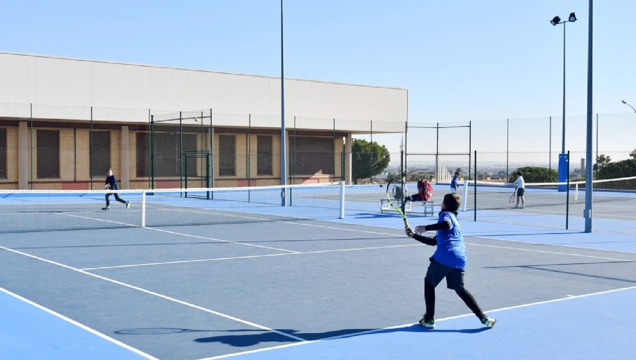 Gran jornada de tenis la que se vivió en El Saucejo el pasado 30 de abril