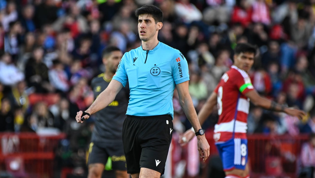 Ya se conoce el árbitro de El Gran Derbi: precedentes dispares para Betis y Sevilla