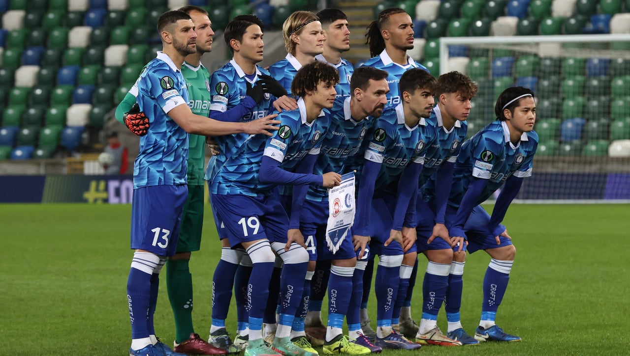 El Betis toma nota de la irregularidad de su rival en la Conference League