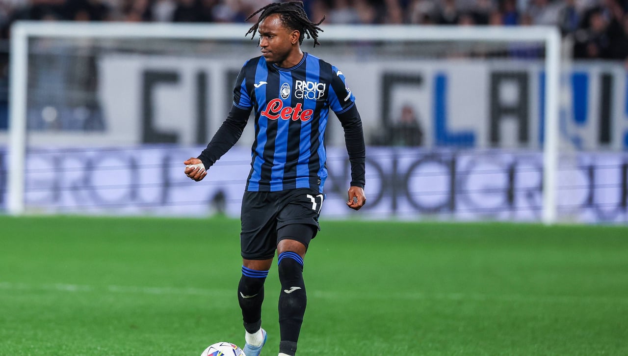 Lookman dice no al Atlético de Madrid