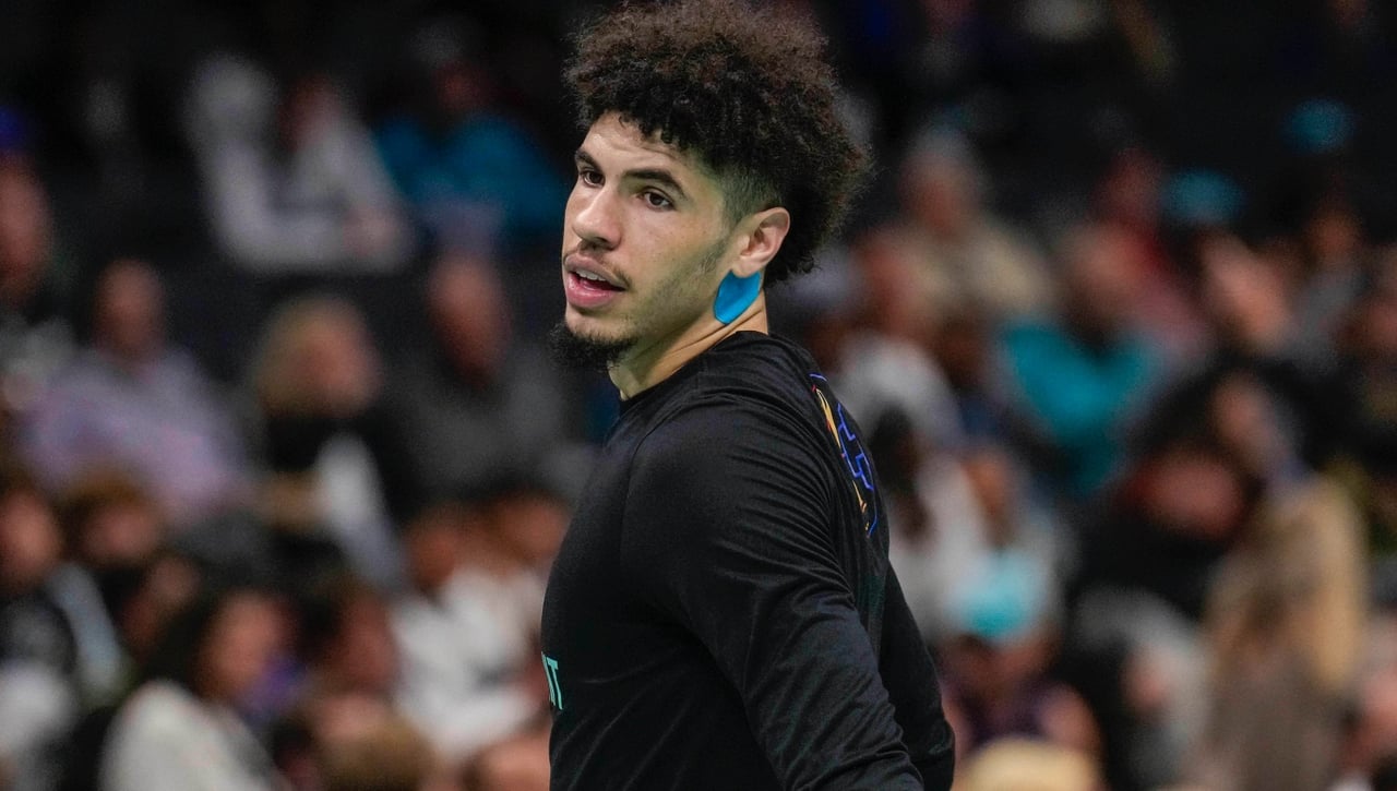 LaMelo Ball acata la dura decisión de la NBA
