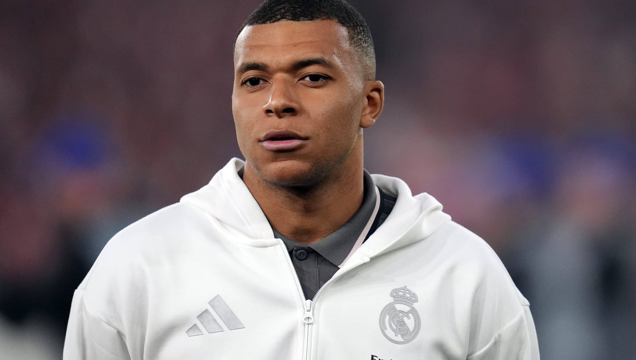 Mbappé, fuera