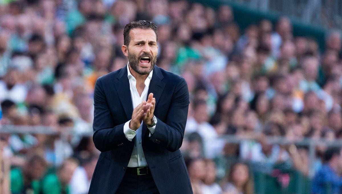 Baraja, indignado con el horario, aclara la preocupante lesión de Thierry Correia y desvela su solución a Sergi Canós