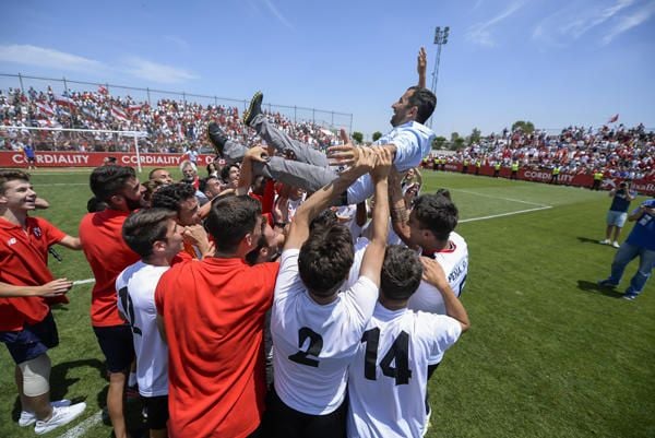 Las mejores imágenes del ascenso del Sevilla Atlético