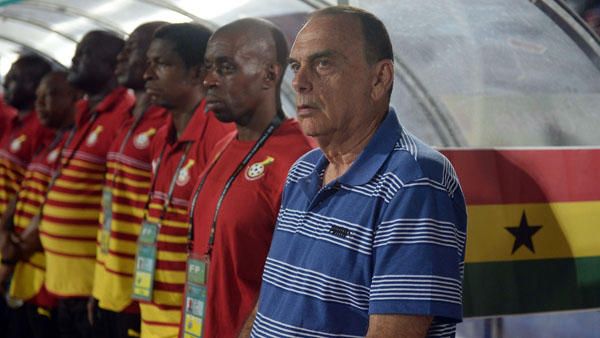 Camacho y otros 11 entrenadores extranjeros buscan la gloria en África
