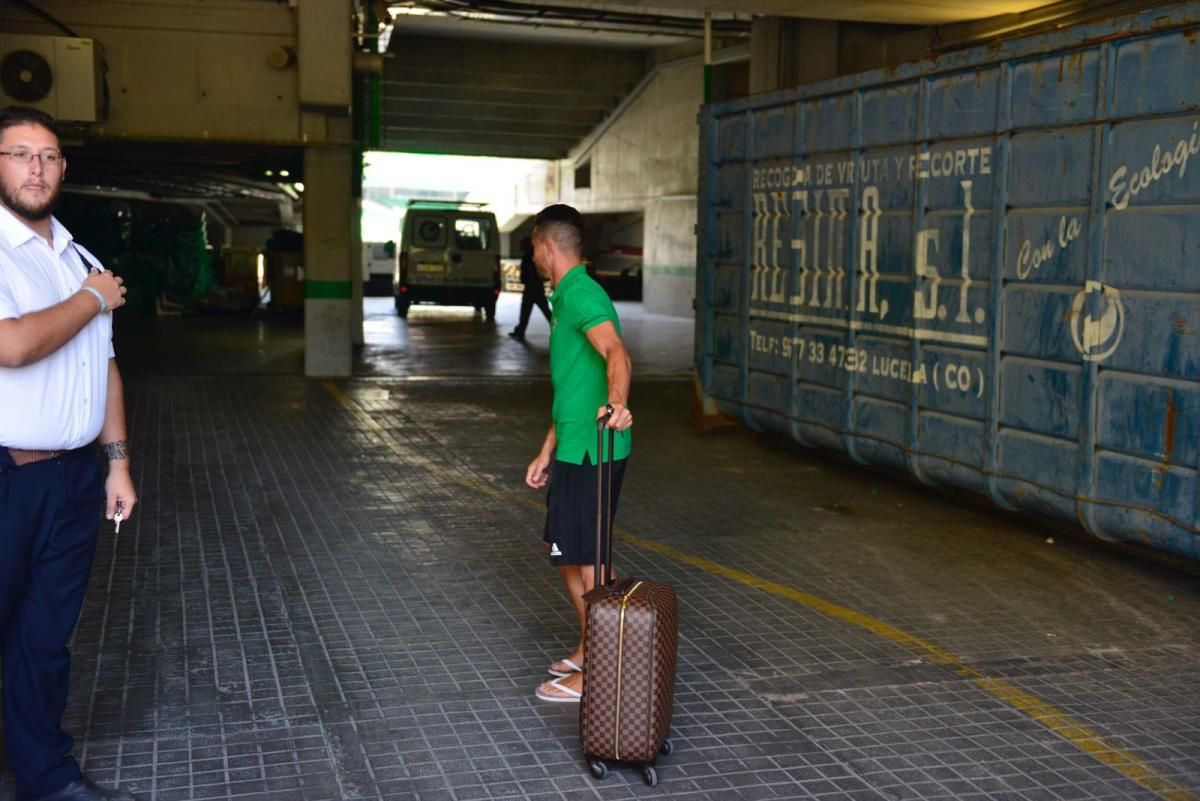 (Galería) Rubén Castro, con la maleta preparada para llegar a China