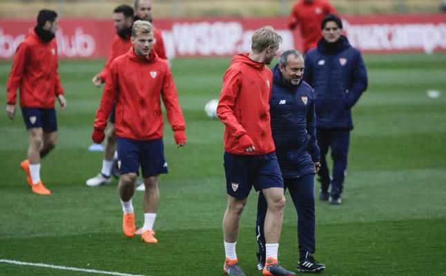 La vuelta al trabajo, con un partidillo ante el Sevilla C