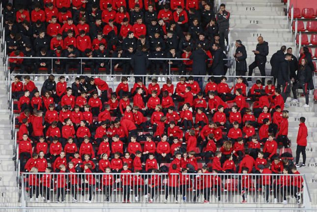 Foto de familia de las 26 plantillas del Sevilla FC