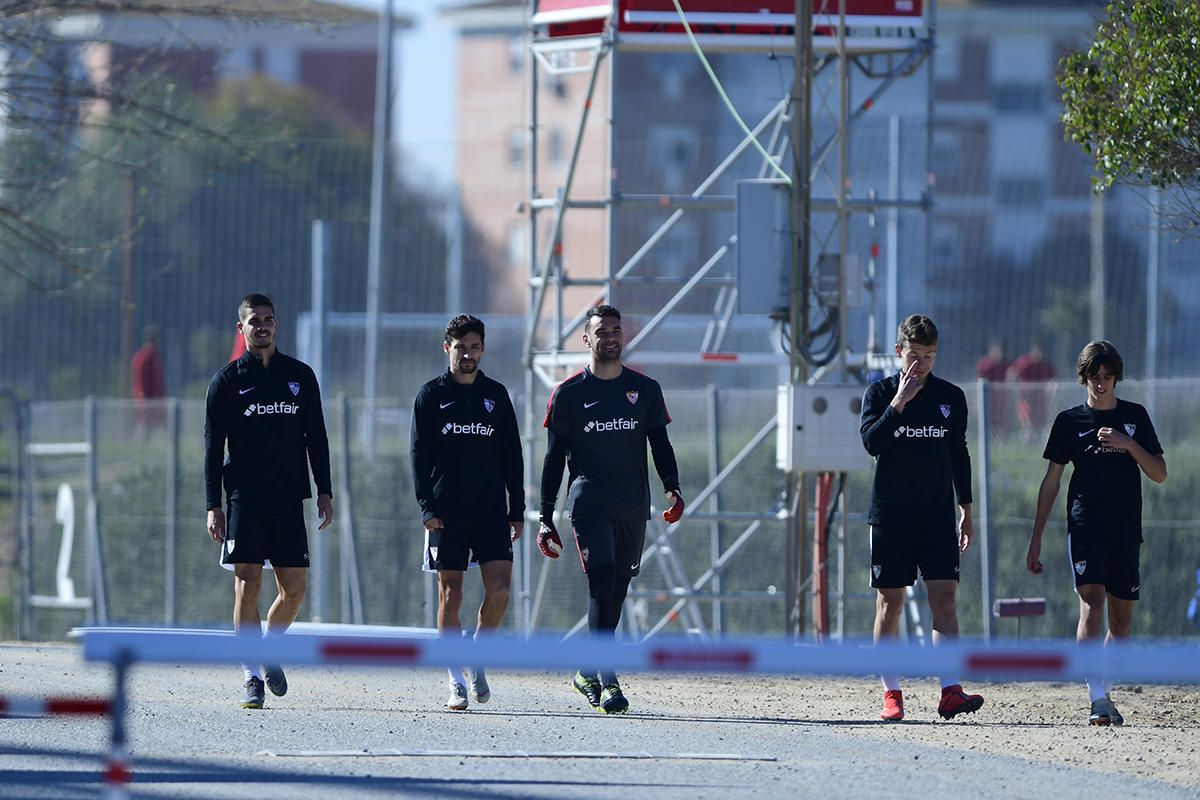 El entrenamiento del Sevilla, en imágenes