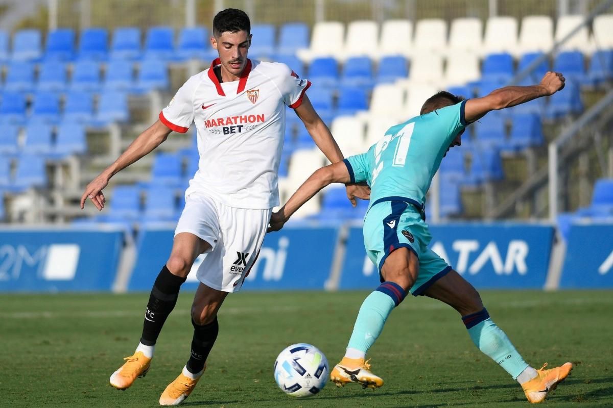 El Levante-Sevilla, en imágenes