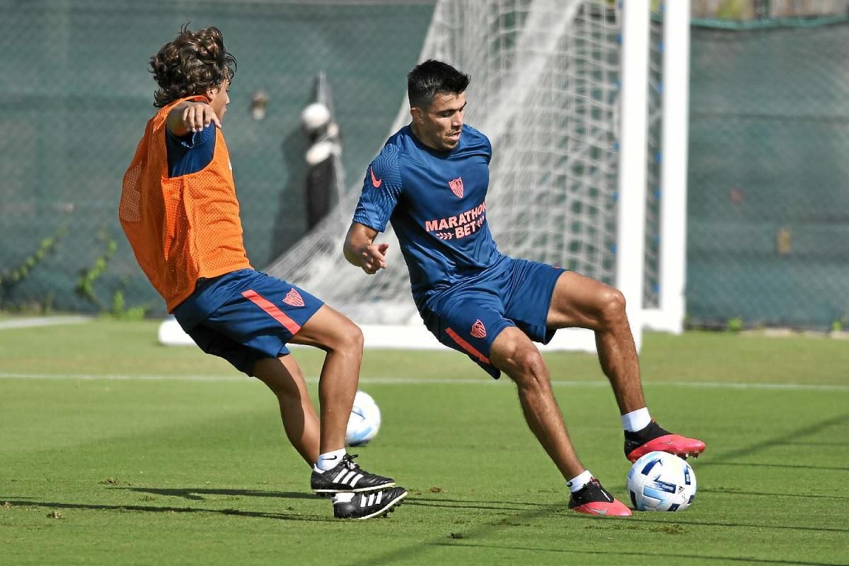 Acuña va a tope mientras desde Argentina avisan al Sevilla